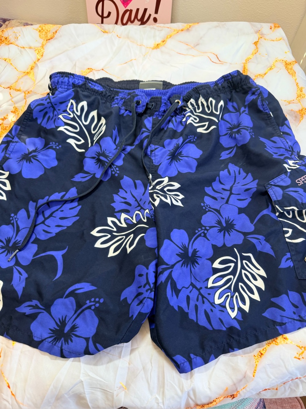 Speedo shorts size M